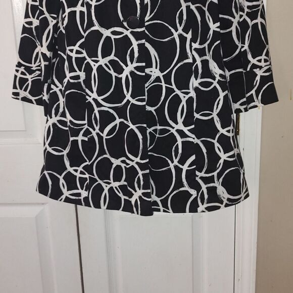 Coat, Lightweight Jacket / Car Coat / Blazer. Madison. Size M. BLACK and WHITE. - Picture 2 of 5